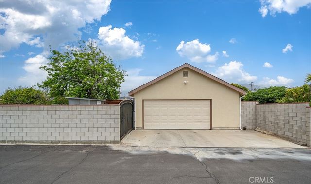 3170 E Green Street, Pasadena, CA 91107