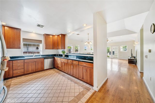 3170 E Green Street, Pasadena, CA 91107