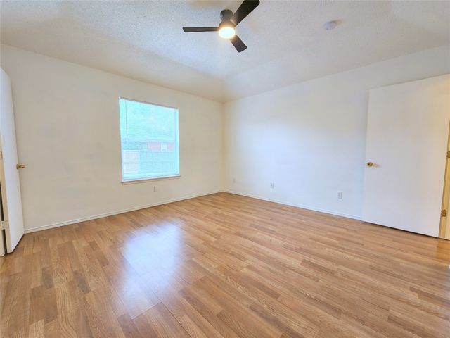 414 Dakota Drive, Joshua, TX 76058