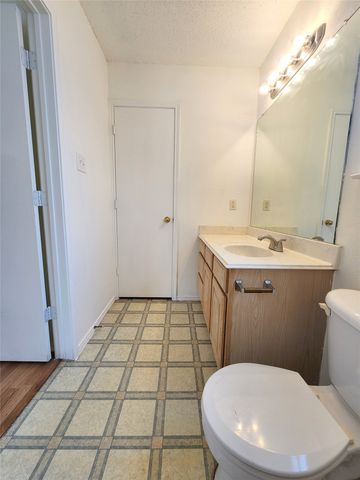 414 Dakota Drive, Joshua, TX 76058