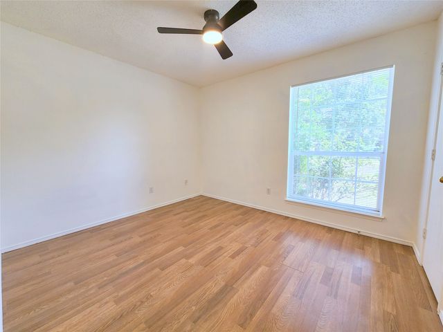 414 Dakota Drive, Joshua, TX 76058