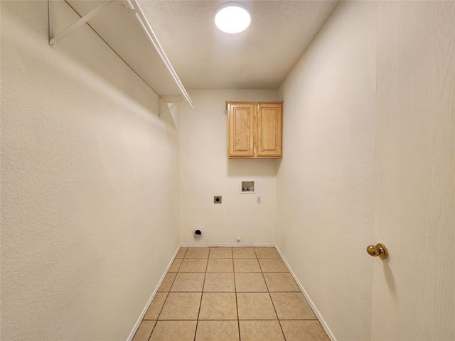 414 Dakota Drive, Joshua, TX 76058