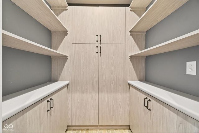 943 E Nicholas Lane, Ellettsville, IN 47429