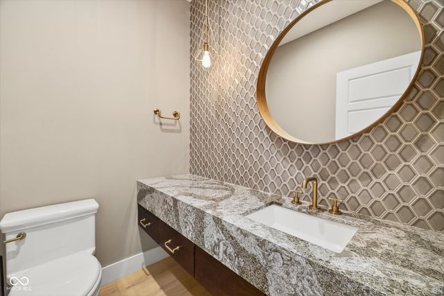 943 E Nicholas Lane, Ellettsville, IN 47429