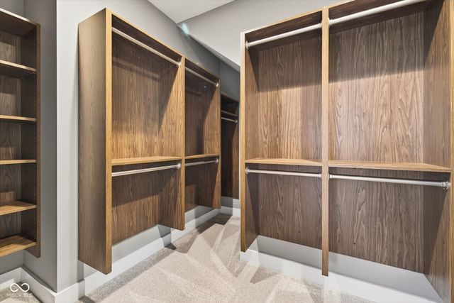 943 E Nicholas Lane, Ellettsville, IN 47429