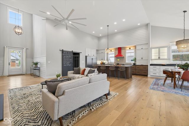 943 E Nicholas Lane, Ellettsville, IN 47429