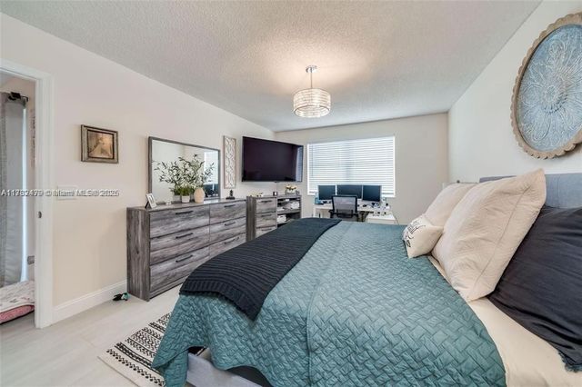 2560 NW 103RD Avenue 406, Sunrise, FL 33322