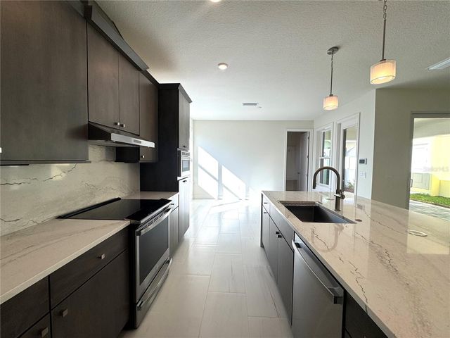 9819 GOBAT ALLEY, Orlando, FL 32827