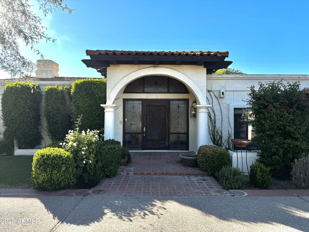 8714 N 65TH Street, Paradise Valley, AZ 85253