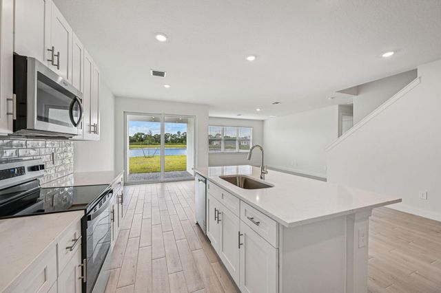 6320 NW Cloverdale Avenue, Port St Lucie, FL 34987