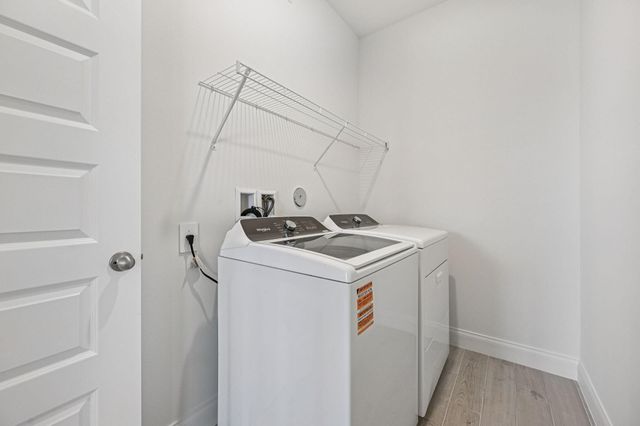 6320 NW Cloverdale Avenue, Port St Lucie, FL 34987