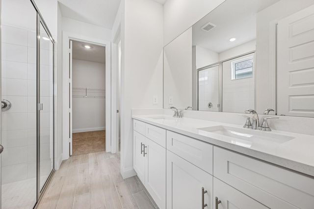 6320 NW Cloverdale Avenue, Port St Lucie, FL 34987