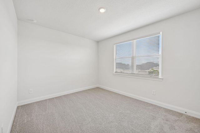 6320 NW Cloverdale Avenue, Port St Lucie, FL 34987