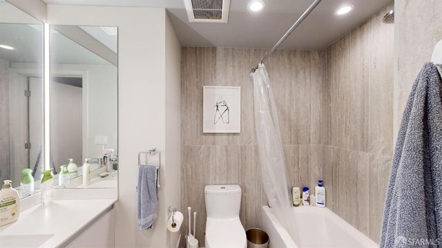 1238 Sutter Street 303, San Francisco, CA 94109