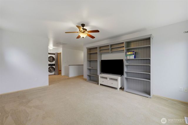 21284 Brevik Place NW, Poulsbo, WA 98370