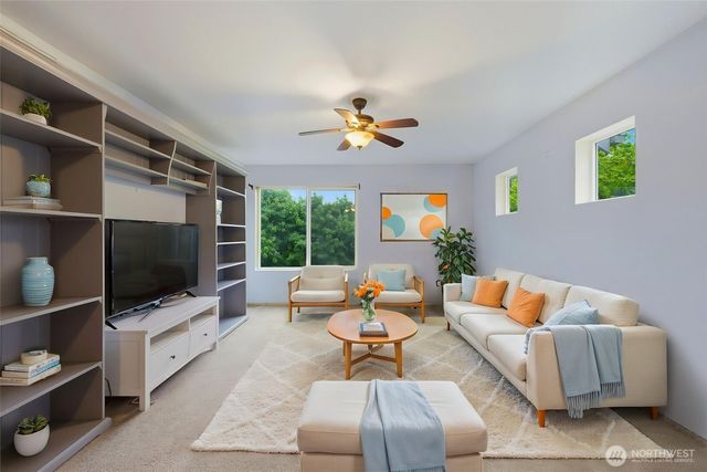 21284 Brevik Place NW, Poulsbo, WA 98370