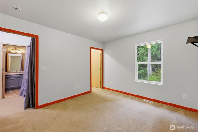 21284 Brevik Place NW, Poulsbo, WA 98370