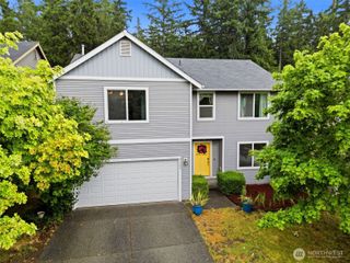 21284 Brevik Place NW, Poulsbo, WA 98370