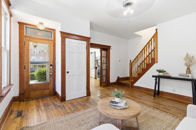 210 E Blake Avenue, Columbus, OH 43202