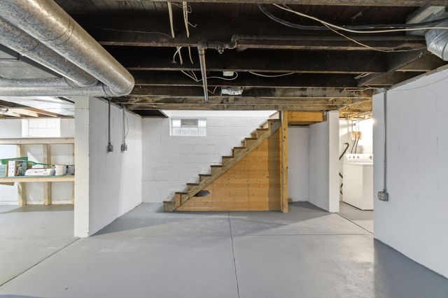 210 E Blake Avenue, Columbus, OH 43202