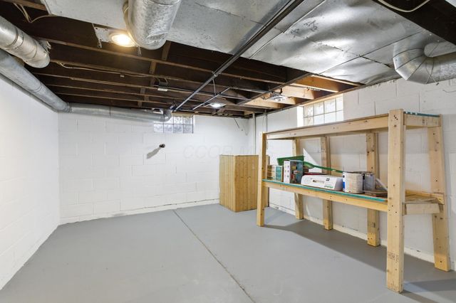 210 E Blake Avenue, Columbus, OH 43202