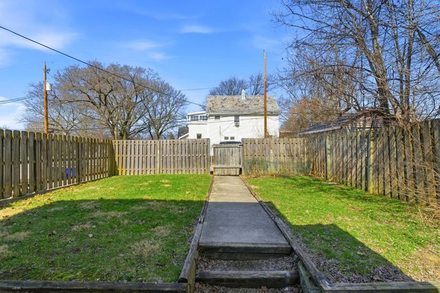 210 E Blake Avenue, Columbus, OH 43202