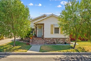 1313 N East Street, Hanford, CA 93230