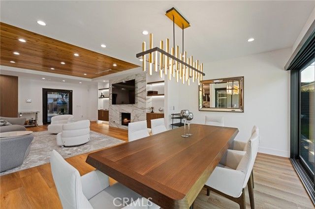 23103 Leonora, Woodland Hills (los Angeles), CA 91367