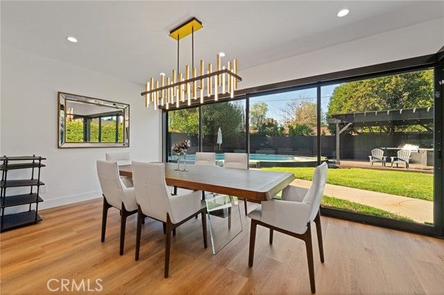 23103 Leonora, Woodland Hills (los Angeles), CA 91367