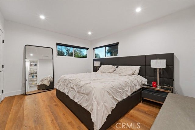 23103 Leonora, Woodland Hills (los Angeles), CA 91367