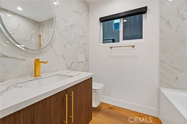 23103 Leonora, Woodland Hills (los Angeles), CA 91367