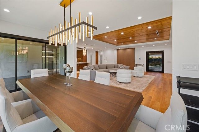 23103 Leonora, Woodland Hills (los Angeles), CA 91367