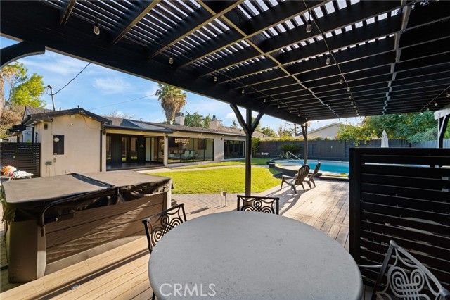 23103 Leonora, Woodland Hills (los Angeles), CA 91367