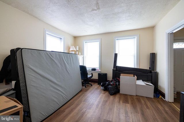 1533 E EMMAUS AVE, Allentown, PA 18103