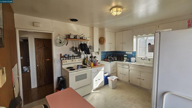 7839 Eureka Ave, El Cerrito, CA 94530