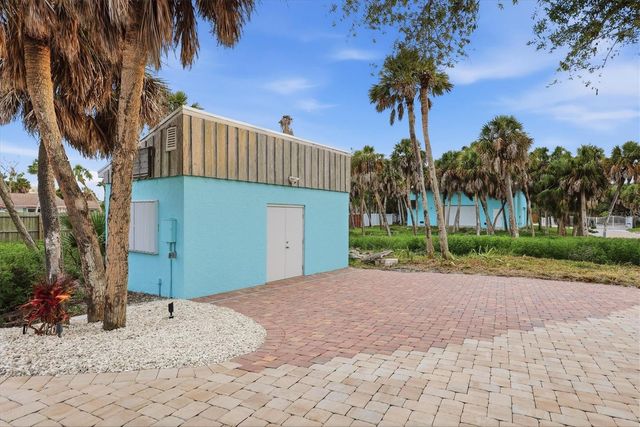 6065 MANASOTA KEY ROAD, Englewood, FL 34223