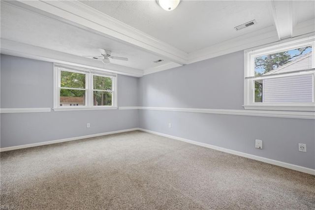 218 Collins DR, Newport News, VA 23601