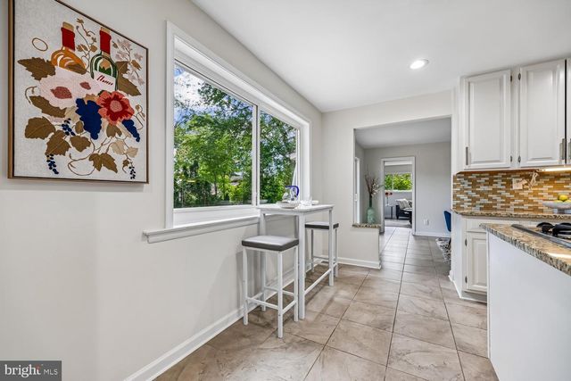 300 GILSAN CT, Silver Spring, MD 20902
