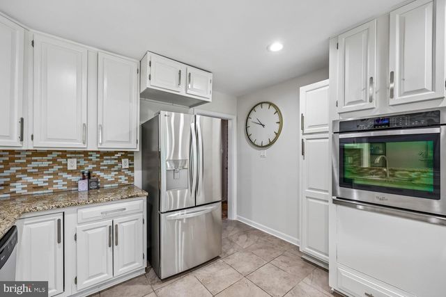 300 GILSAN CT, Silver Spring, MD 20902