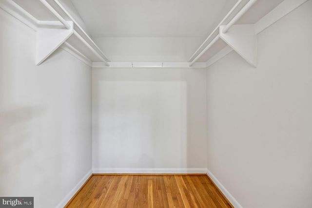 300 GILSAN CT, Silver Spring, MD 20902