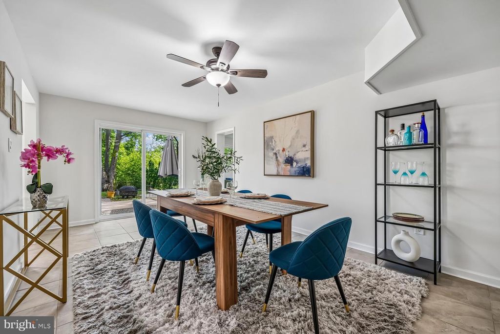 Image 50 of property listing at 300 GILSAN CT, Silver Spring, MD 20902