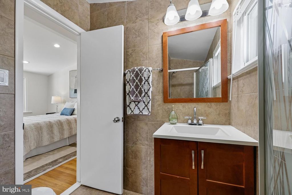 Image 69 of property listing at 300 GILSAN CT, Silver Spring, MD 20902