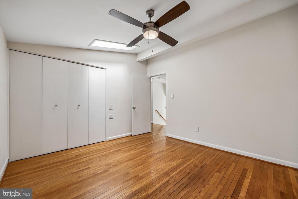Image 72 of property listing at 300 GILSAN CT, Silver Spring, MD 20902