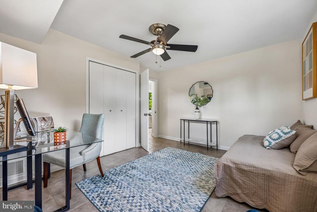 Image 86 of property listing at 300 GILSAN CT, Silver Spring, MD 20902