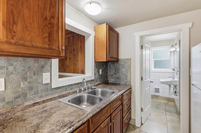 101 N PERRINE RD St, Spokane Valley, WA 99206