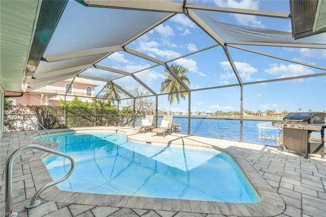 5450 Harborage DR, Fort Myers, FL 33908