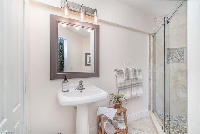 5450 Harborage DR, Fort Myers, FL 33908