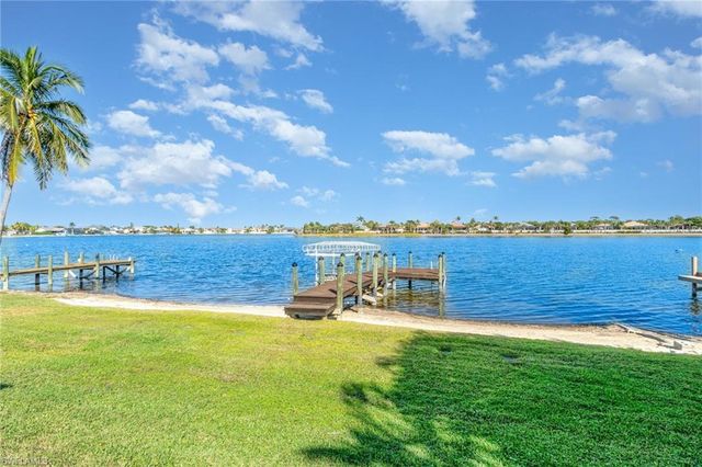 5450 Harborage DR, Fort Myers, FL 33908