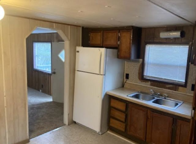 860 Lou Ann Ln, Clarksville, TN 37042