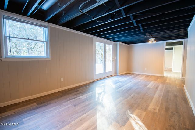 27 Bonner Drive, Queensbury, NY 12804